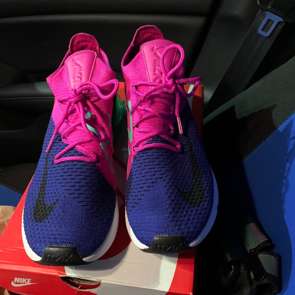 Nike AirMax 270 flyknit